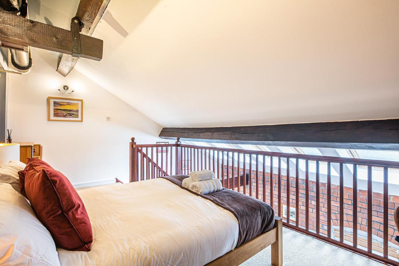Beautiful 1-Bed Apartment In Grade Listed Warehouse - Victoria Quays, Sheffield City Centre, Free Parking, Pet Friendly, Netflix Bagian luar foto
